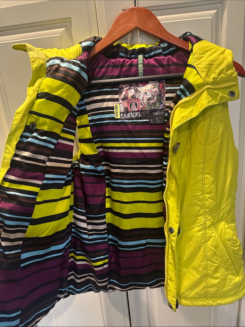 ❄️ 🏂 Burton "Dryride" Womens Hooded Puffer Vest with Striped Lining